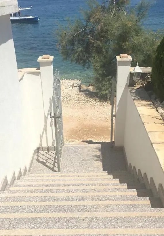 Apartments Iva Alla Trogir 0*,  Kroatien